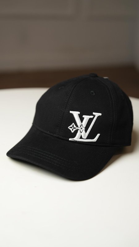طاقية ماركة - LOUIS VUITTON - كواليتي ماستر